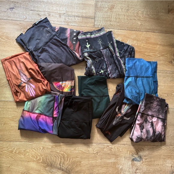 teeki Pants - Teeki Leggings and Flares Bundle - all size medium (post 2/2)